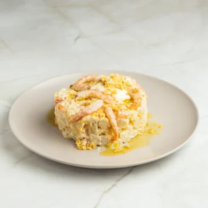 Ensaladilla de langostinos al ajillo